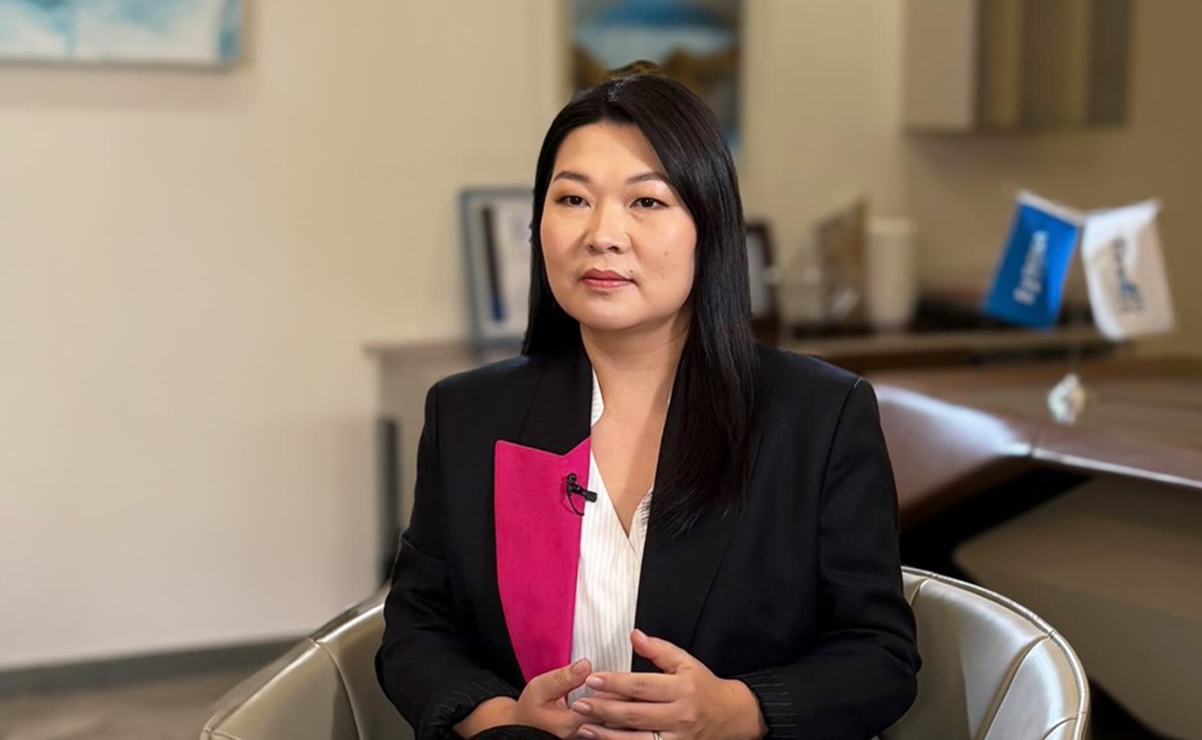 БОСА Холдинг ХХК-ийн Гүйцэтгэх Захирал Б.Нандинчимэг нь Голомт банкнаас хэрэгжүүлж буй "She STARS" хөтөлбөрийн ментороор сонгогдлоо