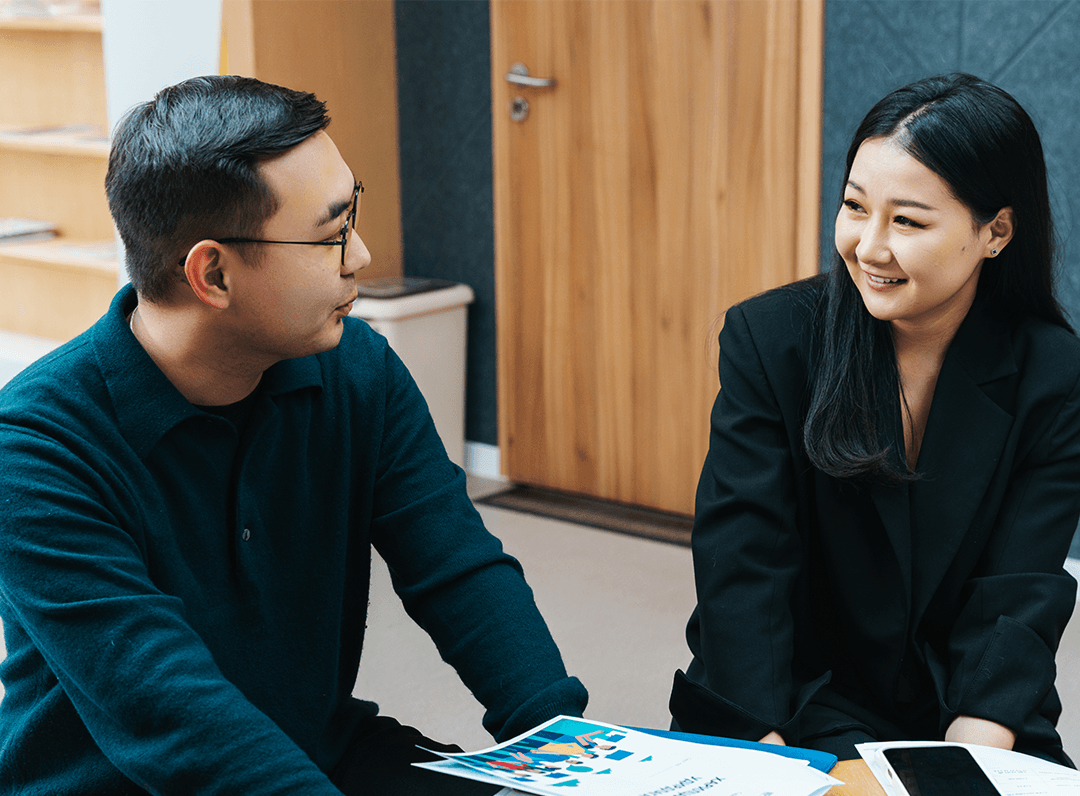 БОСА Холдингийн ажилтнууд